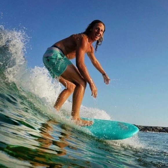 Meet your Posher, Beth - Picture 3 of 3